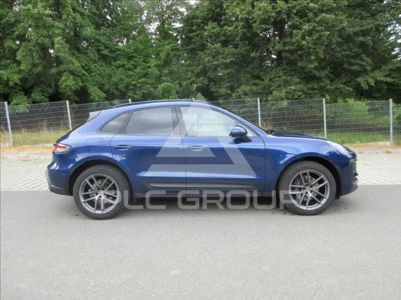 2023 Porsche MACAN