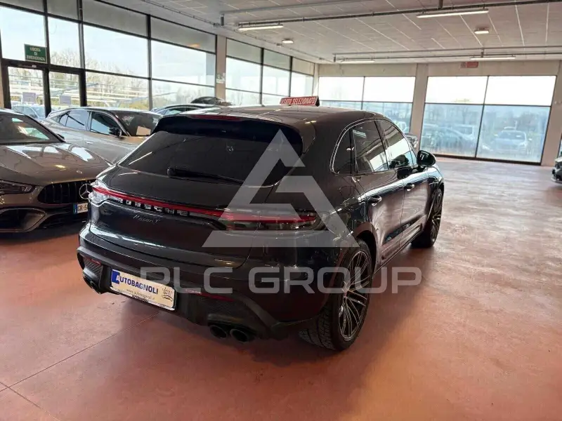 2023 Porsche MACAN