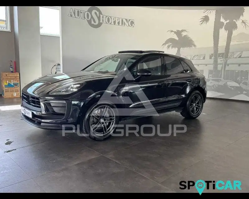 2023 Porsche MACAN