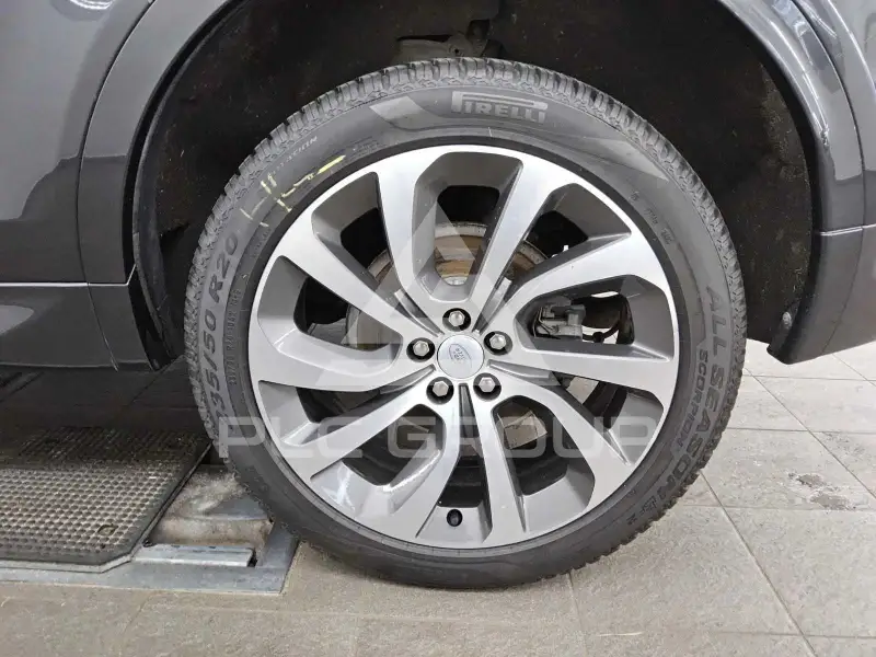 2023 Land Rover Discovery