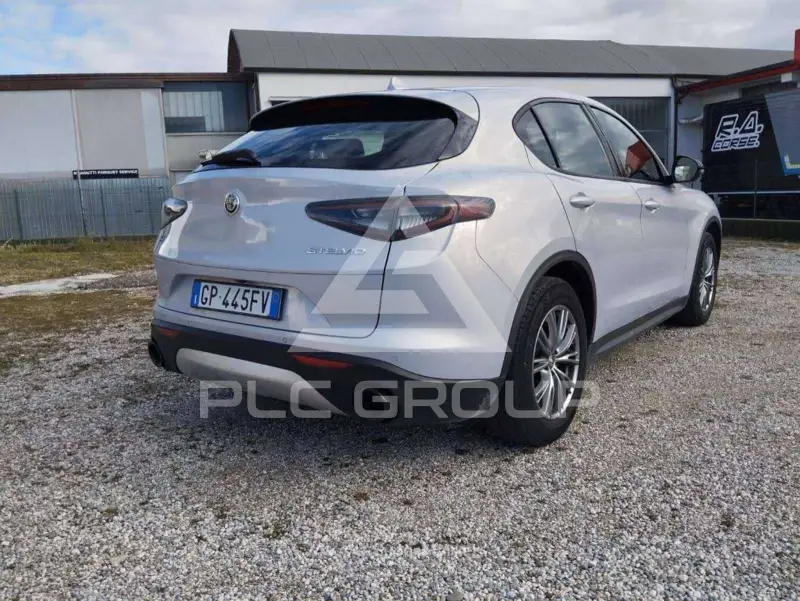 2023 Alfa Romeo Stelvio