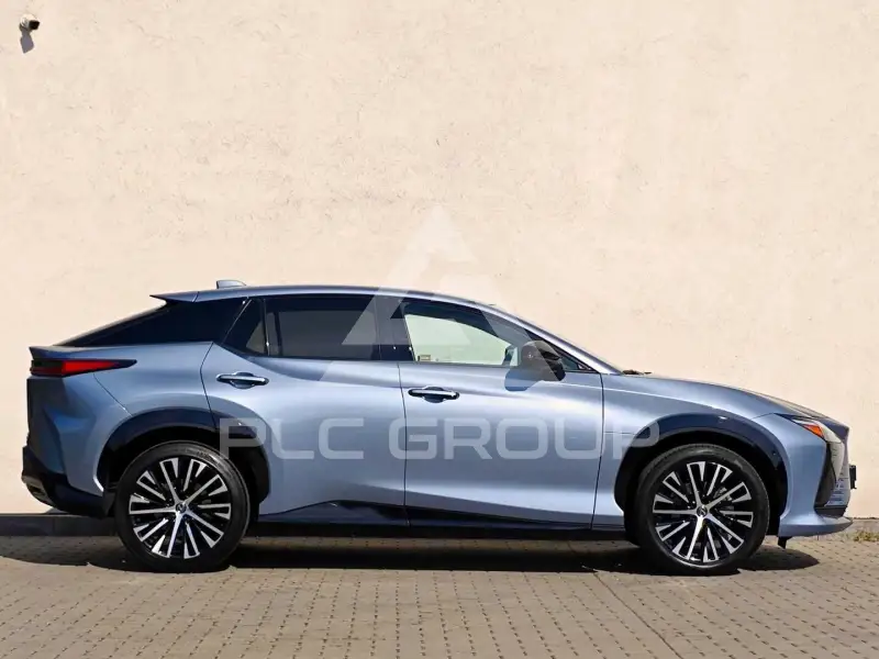2023 Lexus RZ