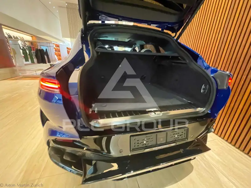 2023 Aston Martin DBX