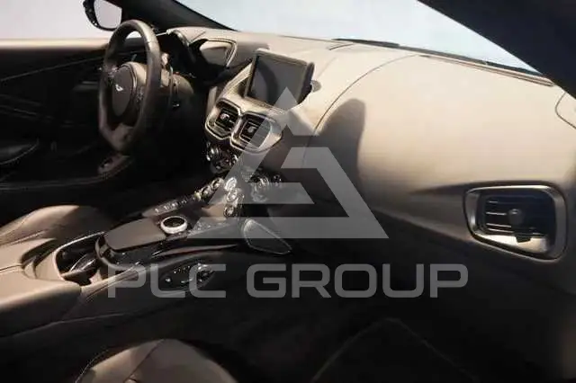 2023 Aston Martin V8