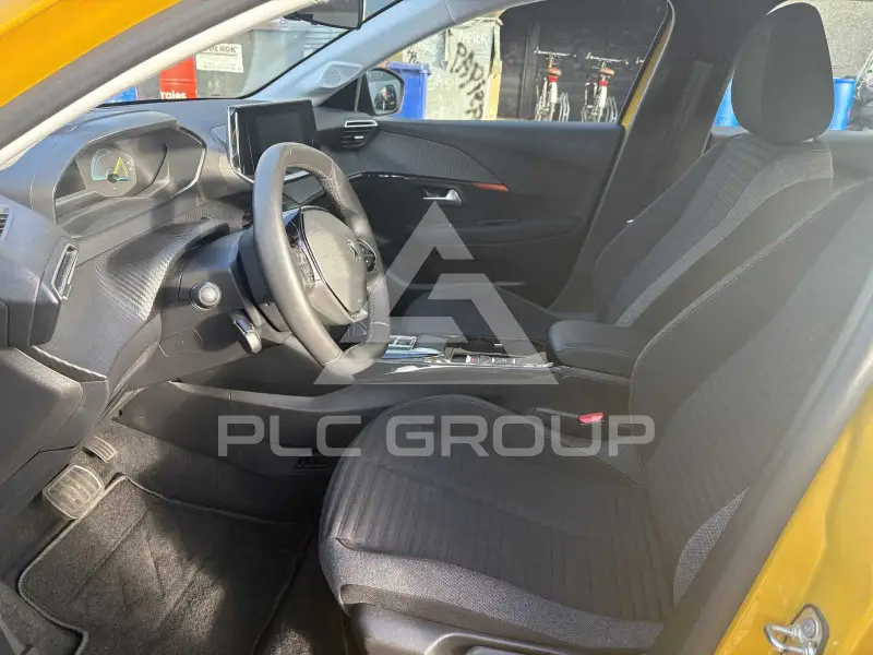 2023 Peugeot 208