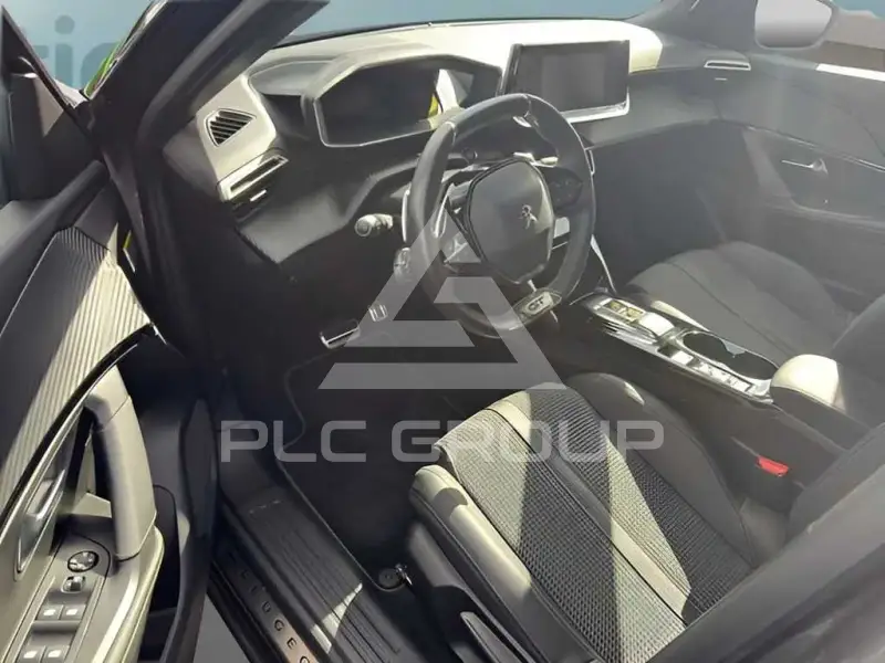 2023 Peugeot 2008