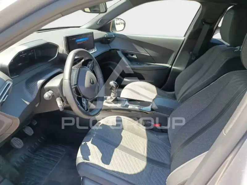 2023 Peugeot 2008