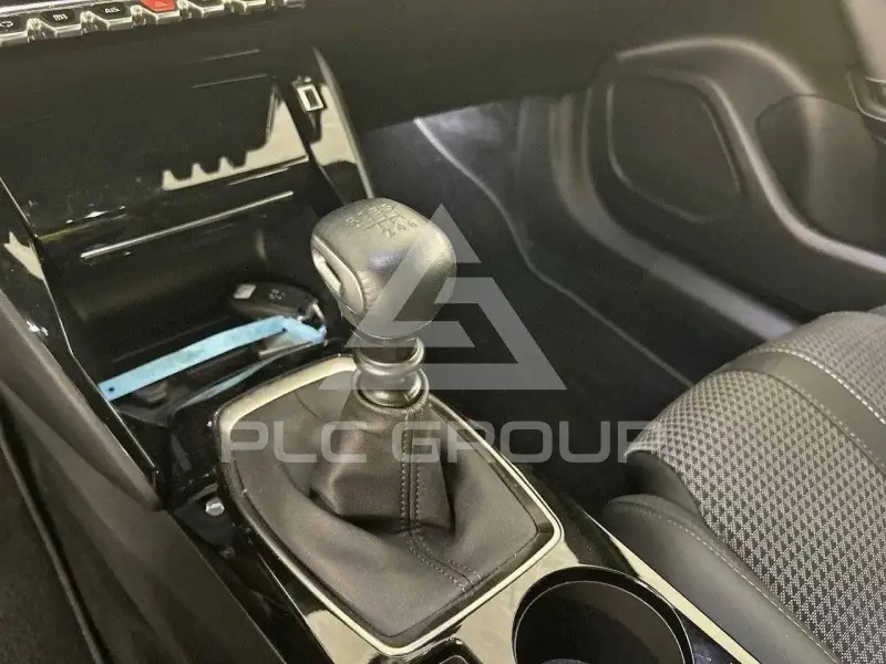 2023 Peugeot 2008