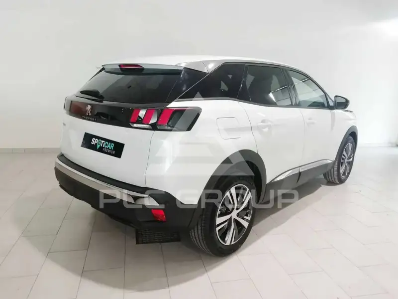 2023 Peugeot 3008