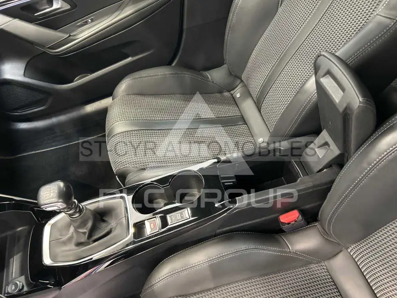 2023 Peugeot 208