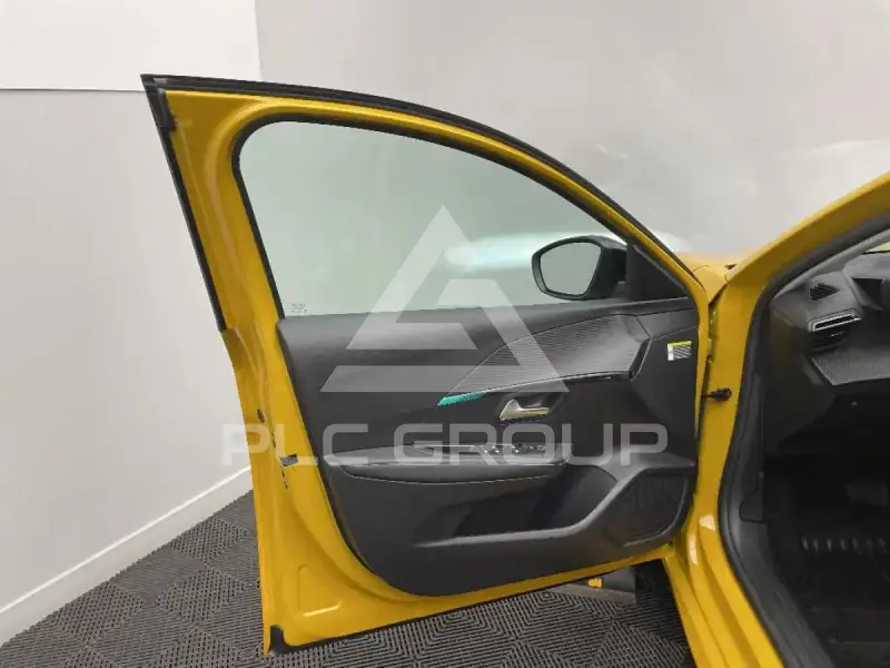 2023 Peugeot 208