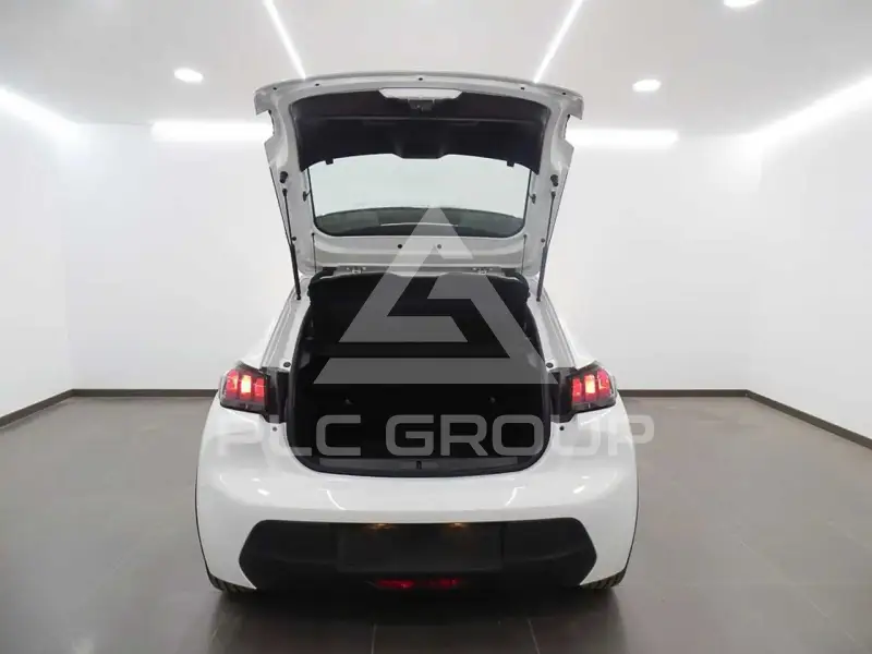 2023 Peugeot 208