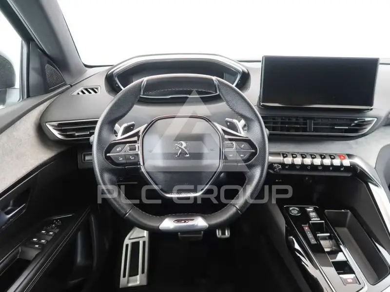 2023 Peugeot 5008