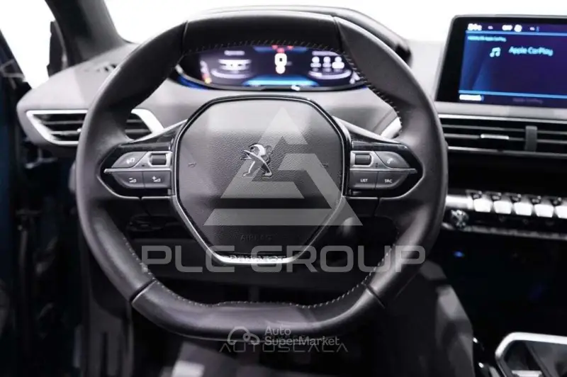 2023 Peugeot 5008