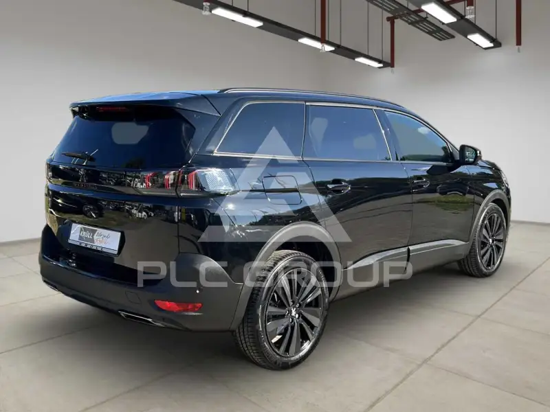 2023 Peugeot 5008