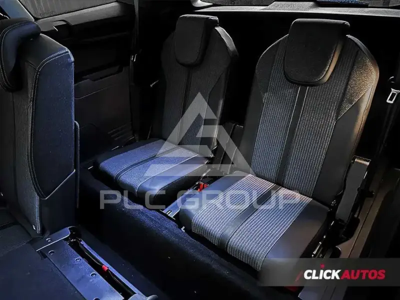 2023 Peugeot 5008