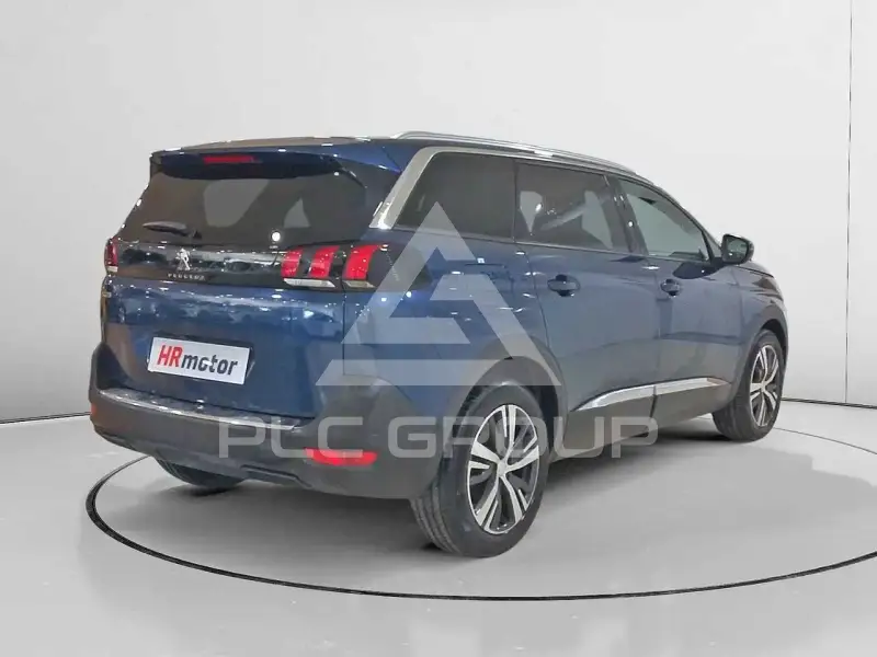 2023 Peugeot 5008