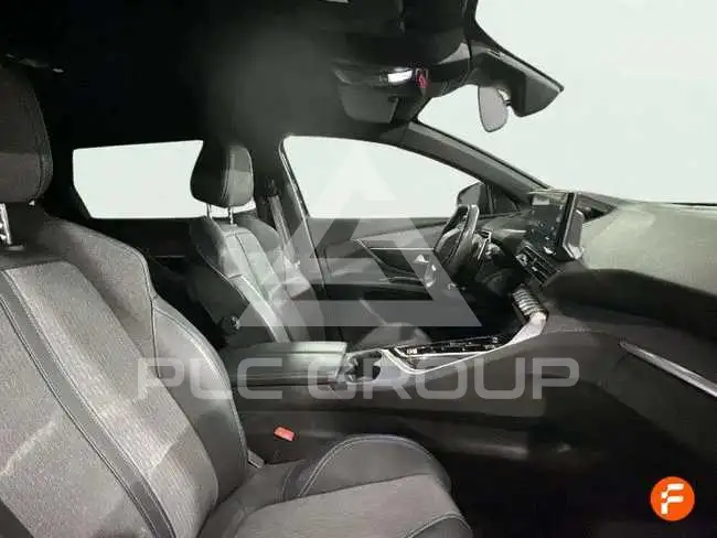 2023 Peugeot 5008