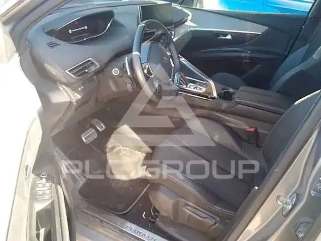 2023 Peugeot 5008