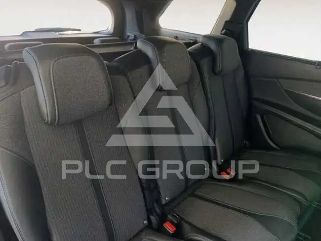 2023 Peugeot 5008