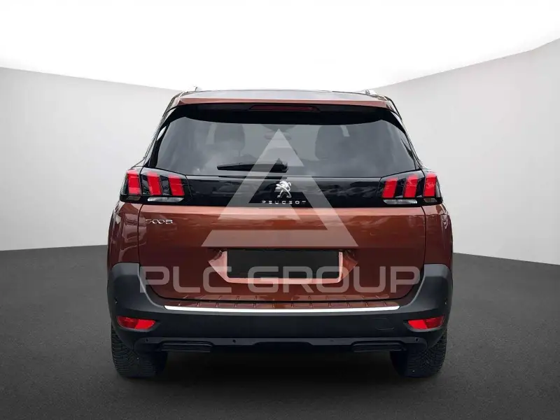 2023 Peugeot 5008