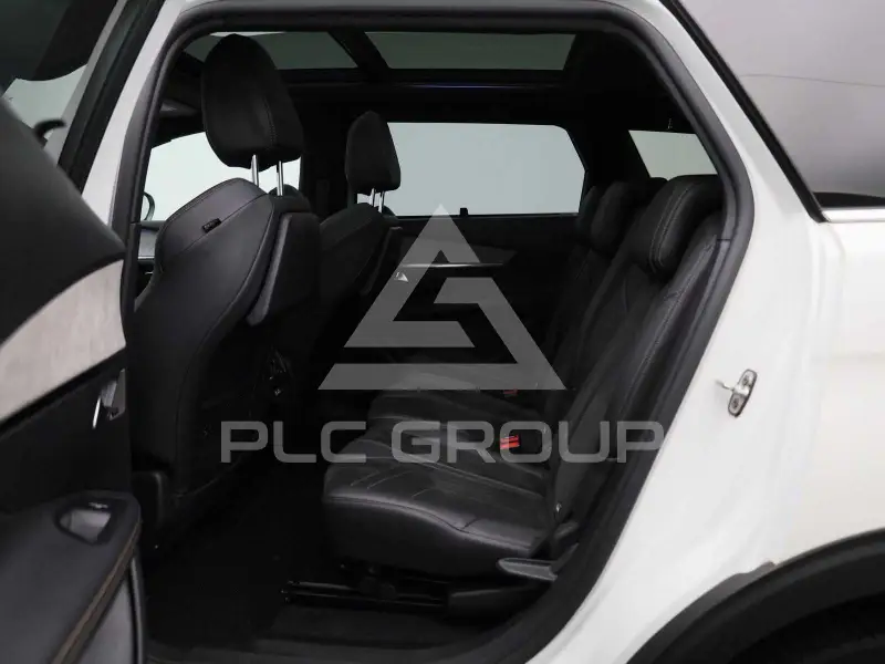 2023 Peugeot 5008