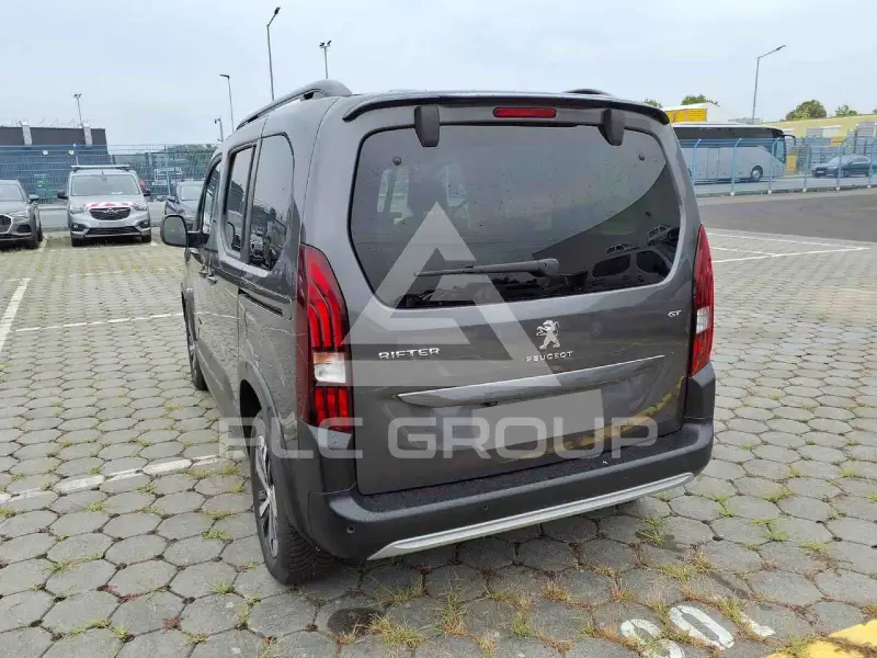 2023 Peugeot Rifter