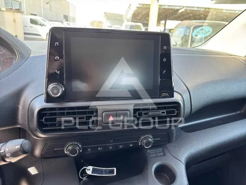 2023 Peugeot Rifter