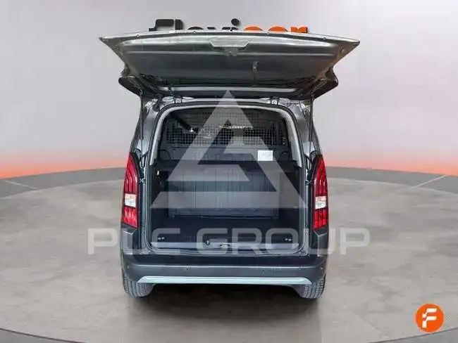 2023 Peugeot Rifter