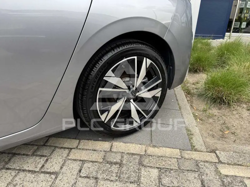 2023 Peugeot 308