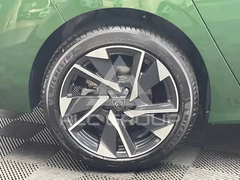 2023 Peugeot 308