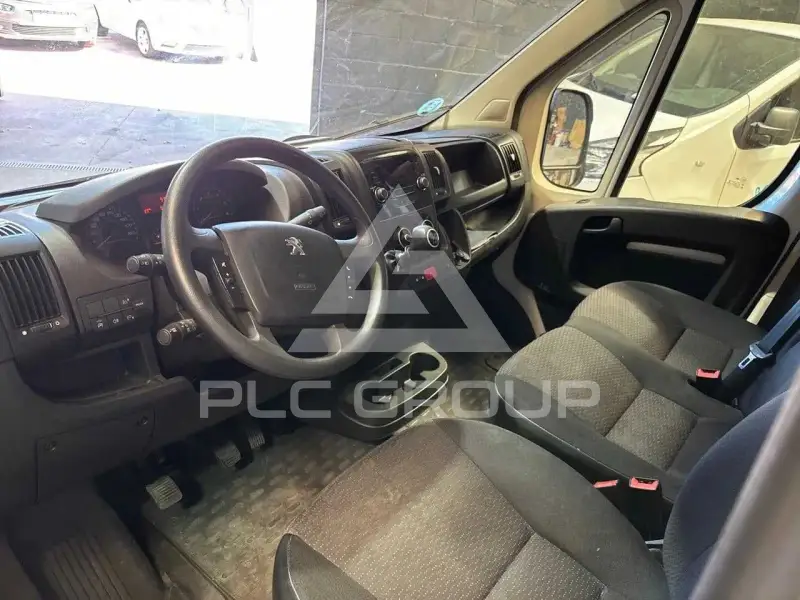 2023 Peugeot Boxer
