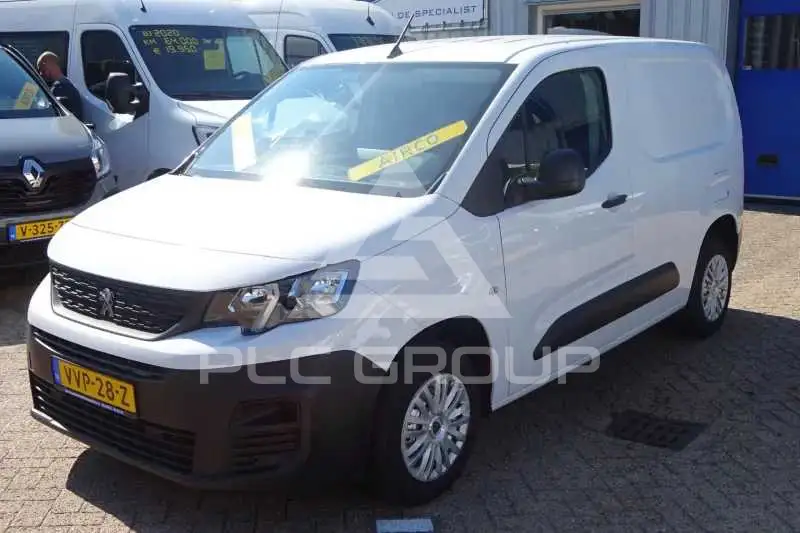 2023 Peugeot Partner