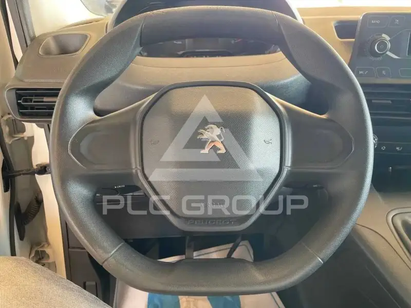 2023 Peugeot Partner