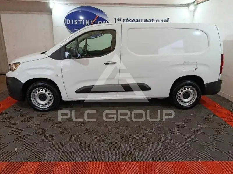 2023 Peugeot Partner