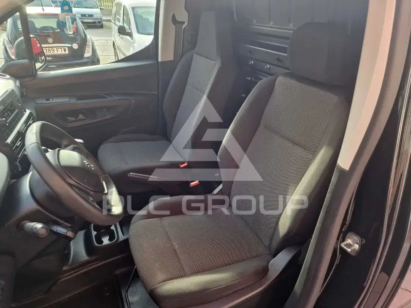 2023 Peugeot Partner