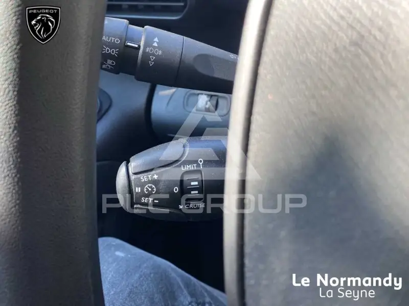 2023 Peugeot Partner