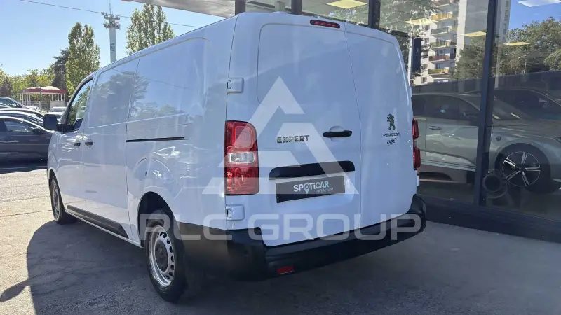 2023 Peugeot Expert