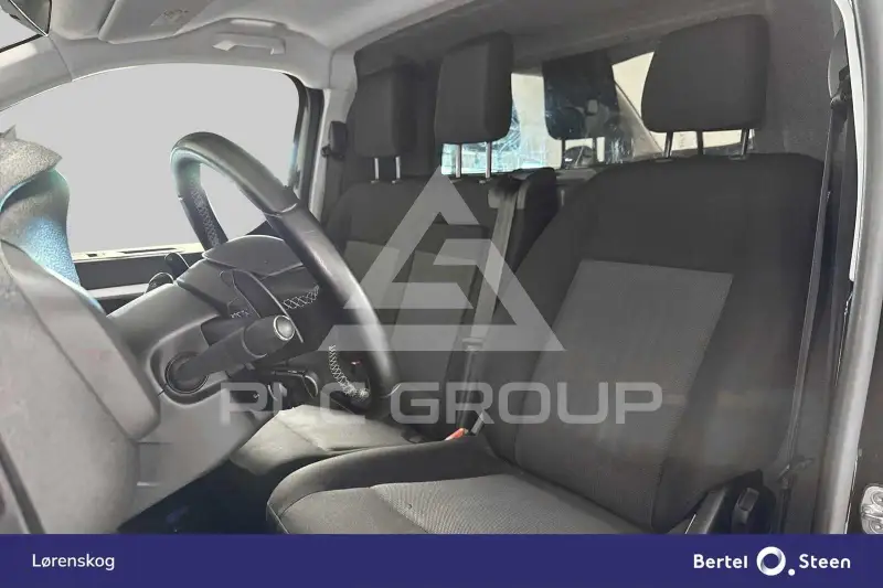 2023 Peugeot Expert
