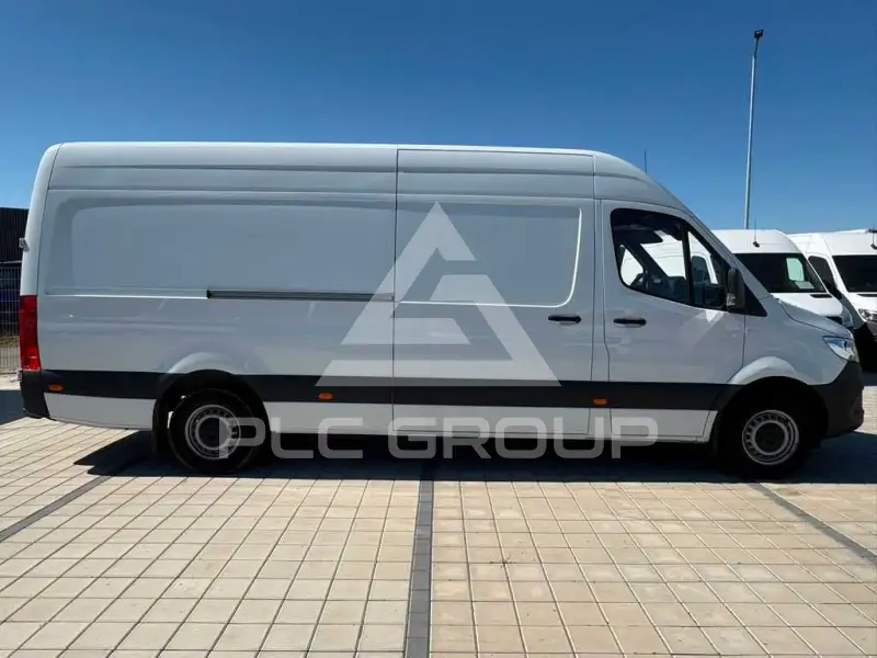 2023 Mercedes Benz Sprinter