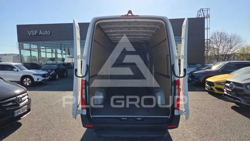 2023 Mercedes Benz Sprinter