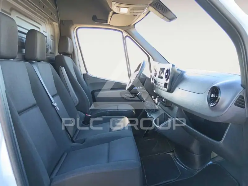 2023 Mercedes Benz Sprinter