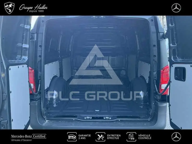 2023 Mercedes Benz Vito