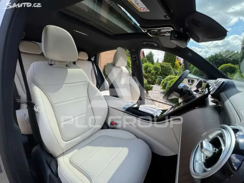 2023 Mercedes Benz GLC-Class