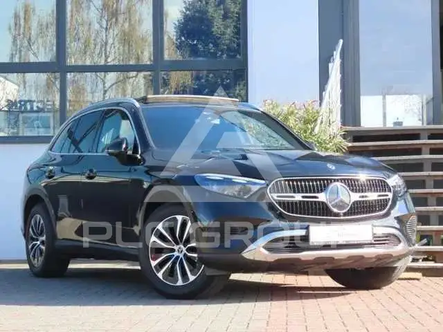 2023 Mercedes Benz GLC-Class