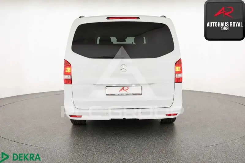 2023 Mercedes Benz V