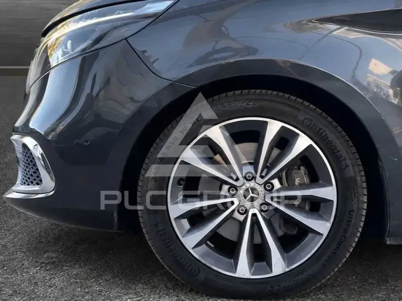 2023 Mercedes Benz V