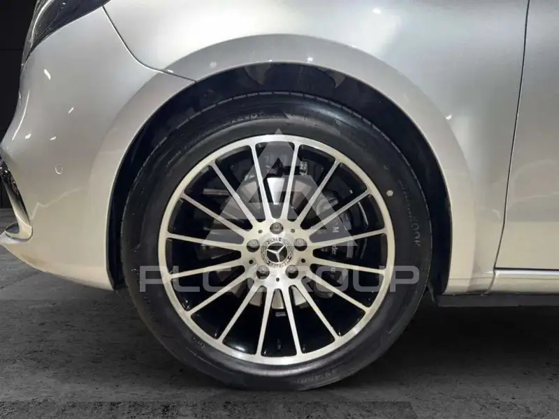 2023 Mercedes Benz V