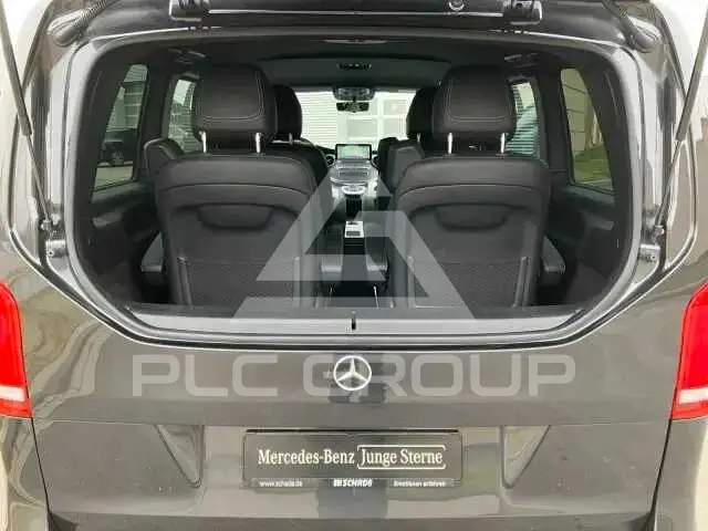 2023 Mercedes Benz V