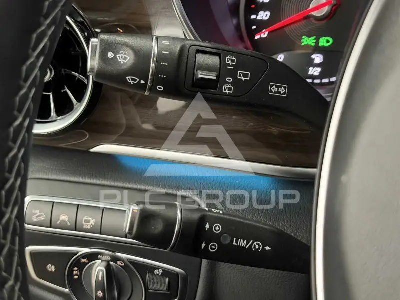 2023 Mercedes Benz V